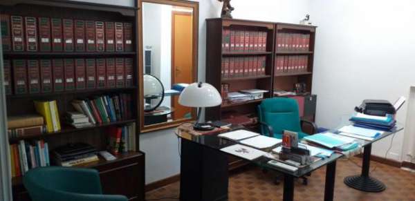 Foto Ufficio in affitto a Massa 26 mq  Rif: 1350242