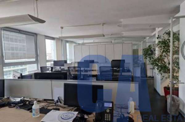 Foto Ufficio in Affitto a Milano