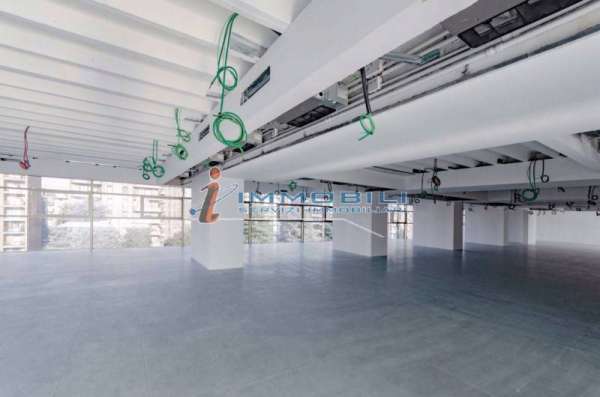 Foto Ufficio in Affitto a Milano Barona