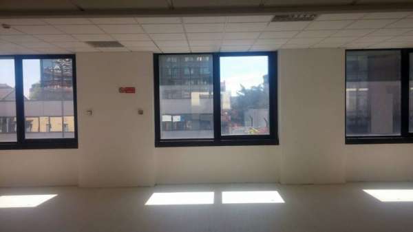 Foto Ufficio in Affitto a Milano Corvetto