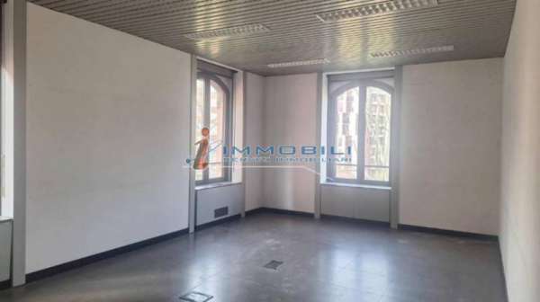 Foto Ufficio in Affitto a Milano Stazione Garibaldi