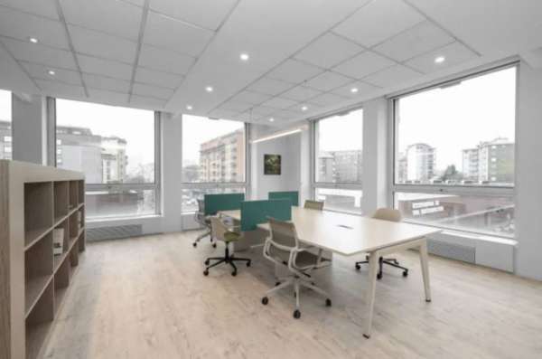 Foto Ufficio in Affitto a Milano Washington