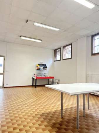 Foto Ufficio in affitto a Modena