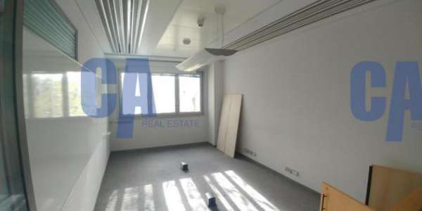 Foto Ufficio in affitto a Monza - 1 locale 1824mq
