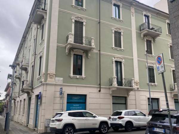 Foto Ufficio in affitto a Novara