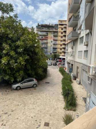 Foto Ufficio in affitto a Palermo, Libert