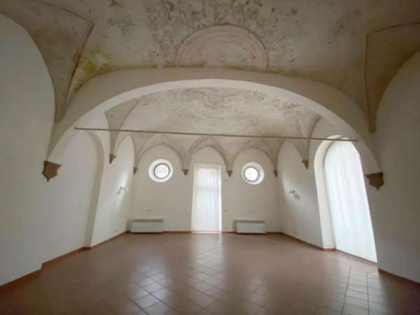 Foto Ufficio in affitto a Piacenza - 3 locali 176mq
