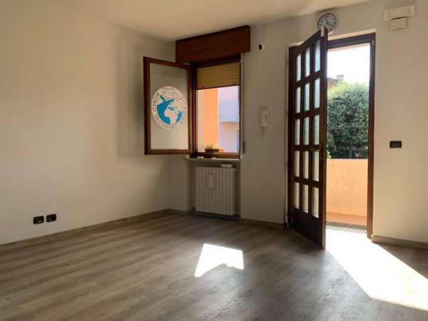Foto Ufficio in Affitto a Povegliano Veronese