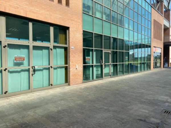 Foto Ufficio in affitto a Reggio Emilia - 2 locali 88mq
