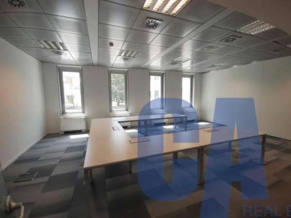 Foto Ufficio in affitto a San Donato Milanese - 1 locale 483mq