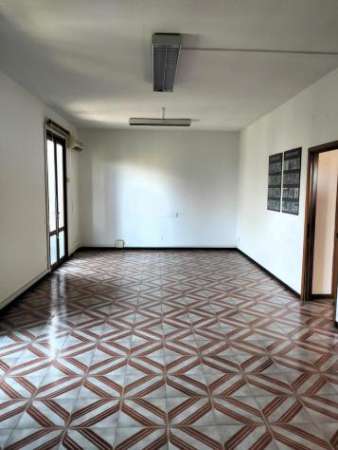 Foto Ufficio in affitto a Santa Croce sull'Arno 86 mq  Rif: 1328545