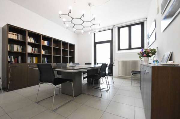 Foto Ufficio in Affitto a Verona San Zeno