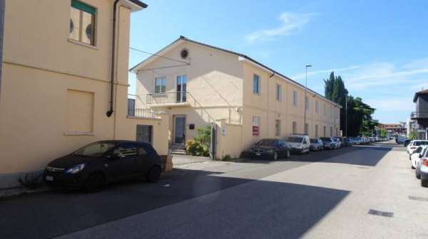 Foto Ufficio in Affitto a Verona Zona Industriale