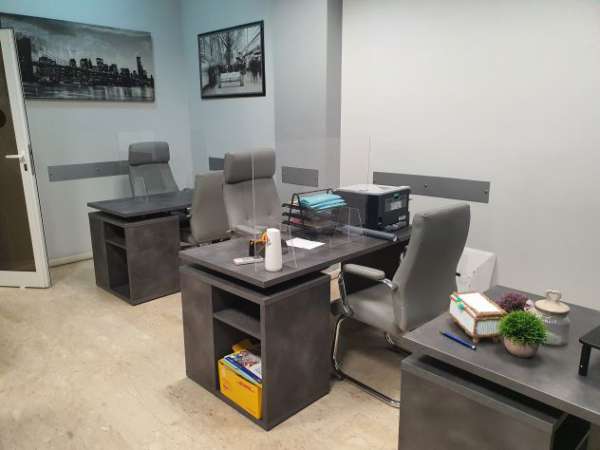 Foto UFFICIO IN CONDIVISIONE