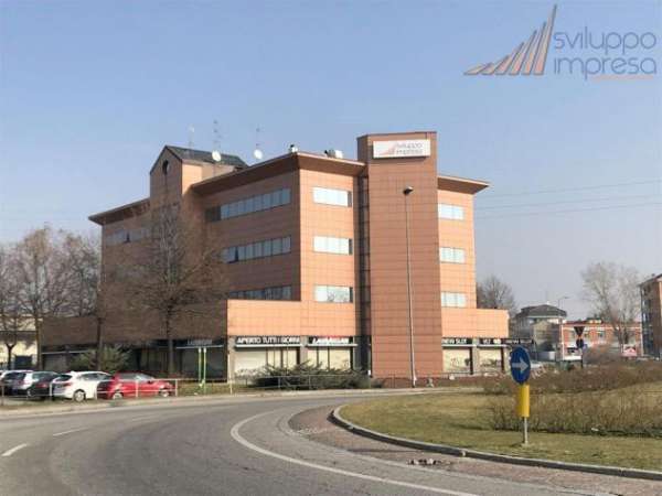 Foto UFFICIO IN PALAZZINA TERZIARIA IN AFFITTO A CINISELLO BALSAMO
