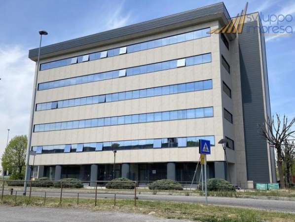 Foto UFFICIO IN PALAZZINA TERZIARIA IN AFFITTO A CINISELLO BALSAMO