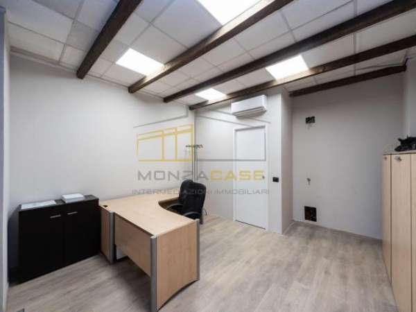 Foto Ufficio Monza Libert