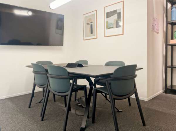 Foto Ufficio privato in affitto per 4 persone a Locate Triulzi, Scalo Milano