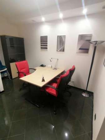 Foto Ufficio/Studio medico in Cit Turin zona Metro