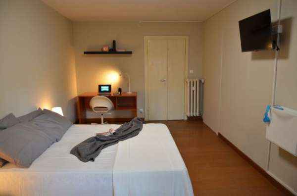 Foto Ultima stanza e ultimi due posti letto con spese, utenze e servizi inclusi