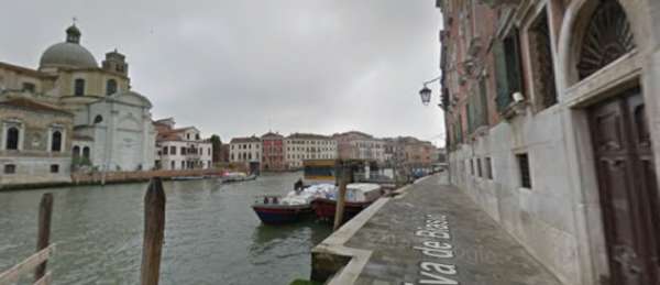 Foto VENEZIA - SPLENDIDO TRILOCALE DI 70 MQ