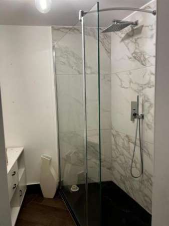 Foto Via Atenea,Pressi,elegante appartamento ottimamente arredato