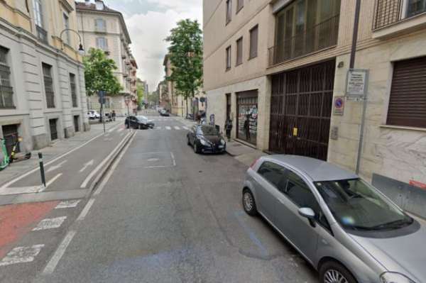 Foto VIA BERTOLA/CENTRO  ATTICO CON TERRAZZINO