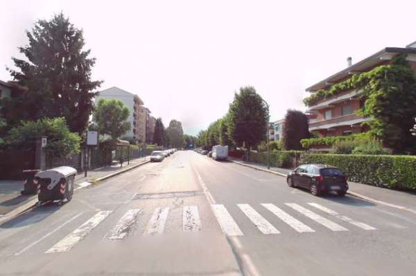 Foto VIA SERVAIS GRAZIOSO E DECOROSO BILOCALE DI 55 MQ