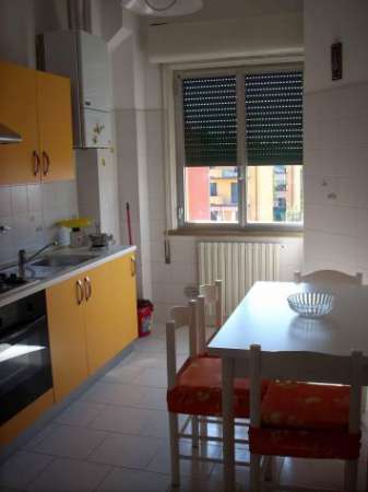 Foto Via Tanari stanza doppia e posto letto da Dicembre