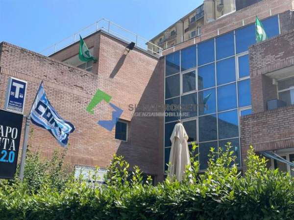Foto Viale Sardegna affittasi ufficio: mq 81