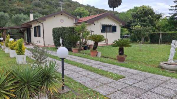 Foto Viareggina in affitto a Vecchiano 113 mq  Rif: 1323067