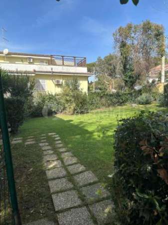 Foto Villa a schiera in affitto a Anzio - 4 locali 90mq