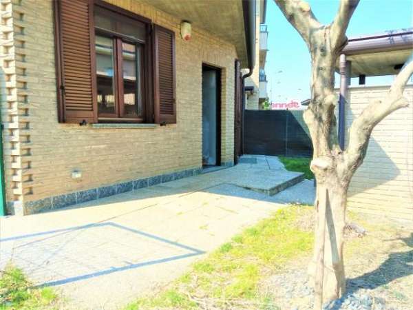 Foto Villa a schiera in affitto a Lentate sul Seveso