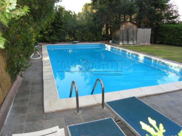 Foto Villa a schiera in affitto a Livorno
