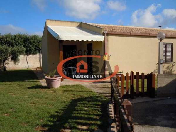 Foto Villa a schiera in affitto a Marsala