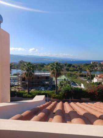 Foto Villa a schiera in affitto a Messina - 4 locali 150mq