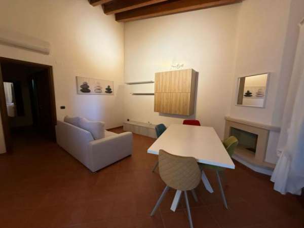 Foto Villa a schiera in affitto a Monterosi