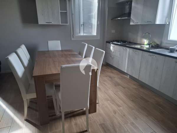 Foto Villa a schiera in affitto a Reggio Emilia