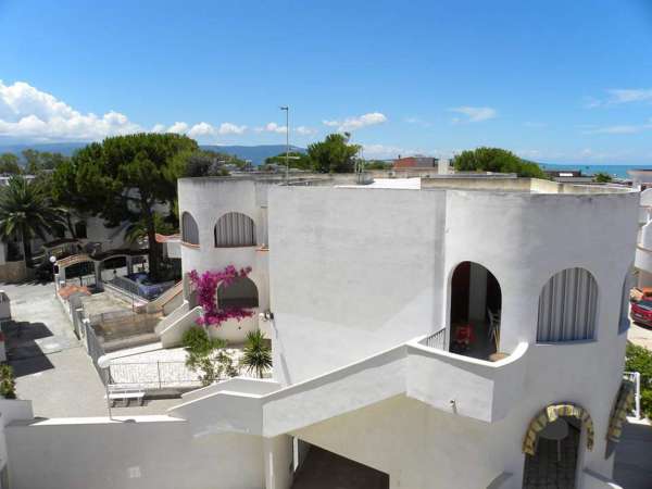 Foto Villa a schiera in affitto a Rodi Garganico