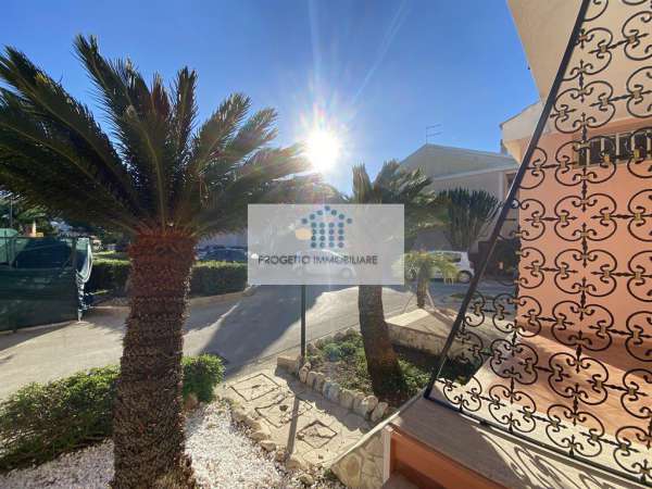 Foto Villa a schiera in affitto a Siracusa