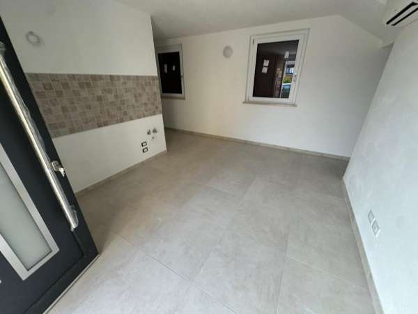 Foto Villa a schiera in affitto a Verona