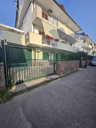 Foto Villa a schiera in affitto a Villaricca