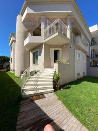 Foto Villa bifamiliare - Casoria . Rif.: Villa Sannitica