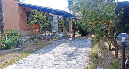 Foto Villa in Affitto, 4 Locali, 70 mq, Campofelice di Roccella