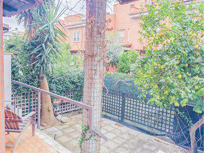 Foto Villa in Affitto, 5 Locali, 165 mq, Roma (Axa/ Casalpalocco/ Vit