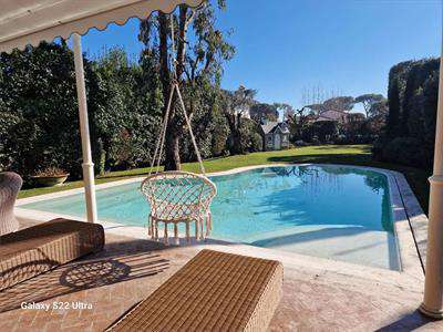 Foto Villa in Affitto, pi di 6 Locali, 250 mq, Forte dei Marmi (Vitt