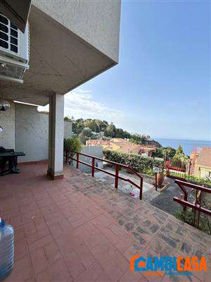 Foto Villa in Affitto a Altavilla Milicia
