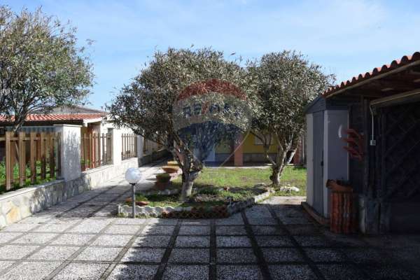Foto Villa in affitto a Ardea