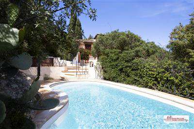 Foto Villa in Affitto a Arzachena