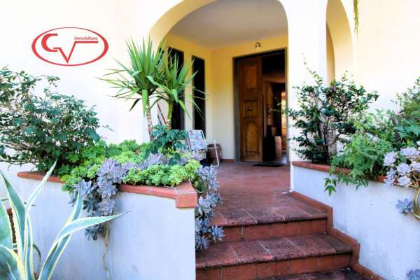 Foto Villa in affitto a Bucine